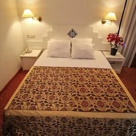 Otel Green Valley *